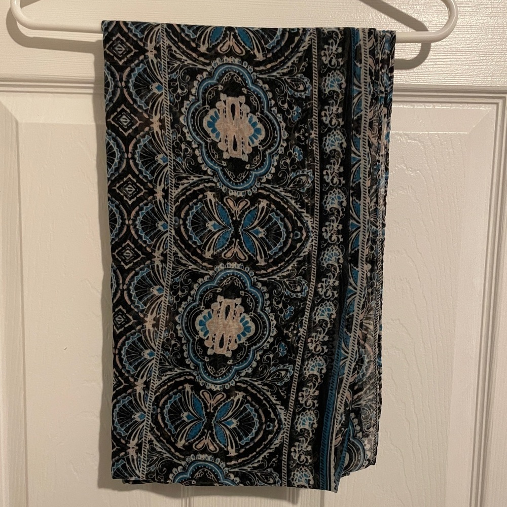 Black and Blue Patterned Fashion Scarf